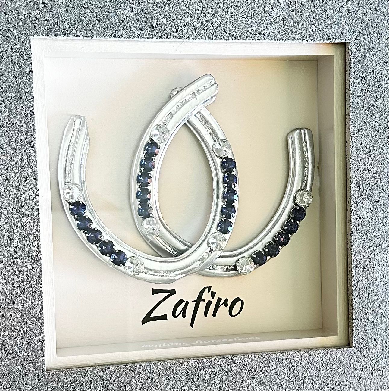 Obra Glam Horseshoes